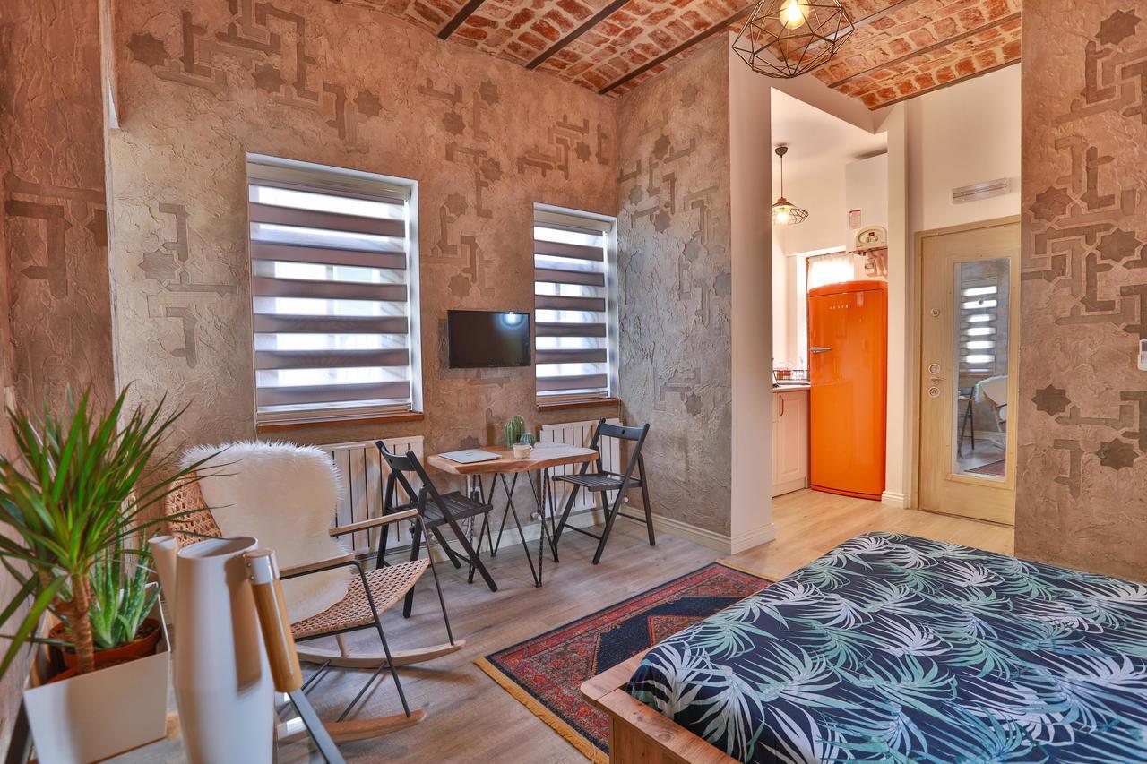 Flats Company -Mujgan Apartment Istanbul Bagian luar foto