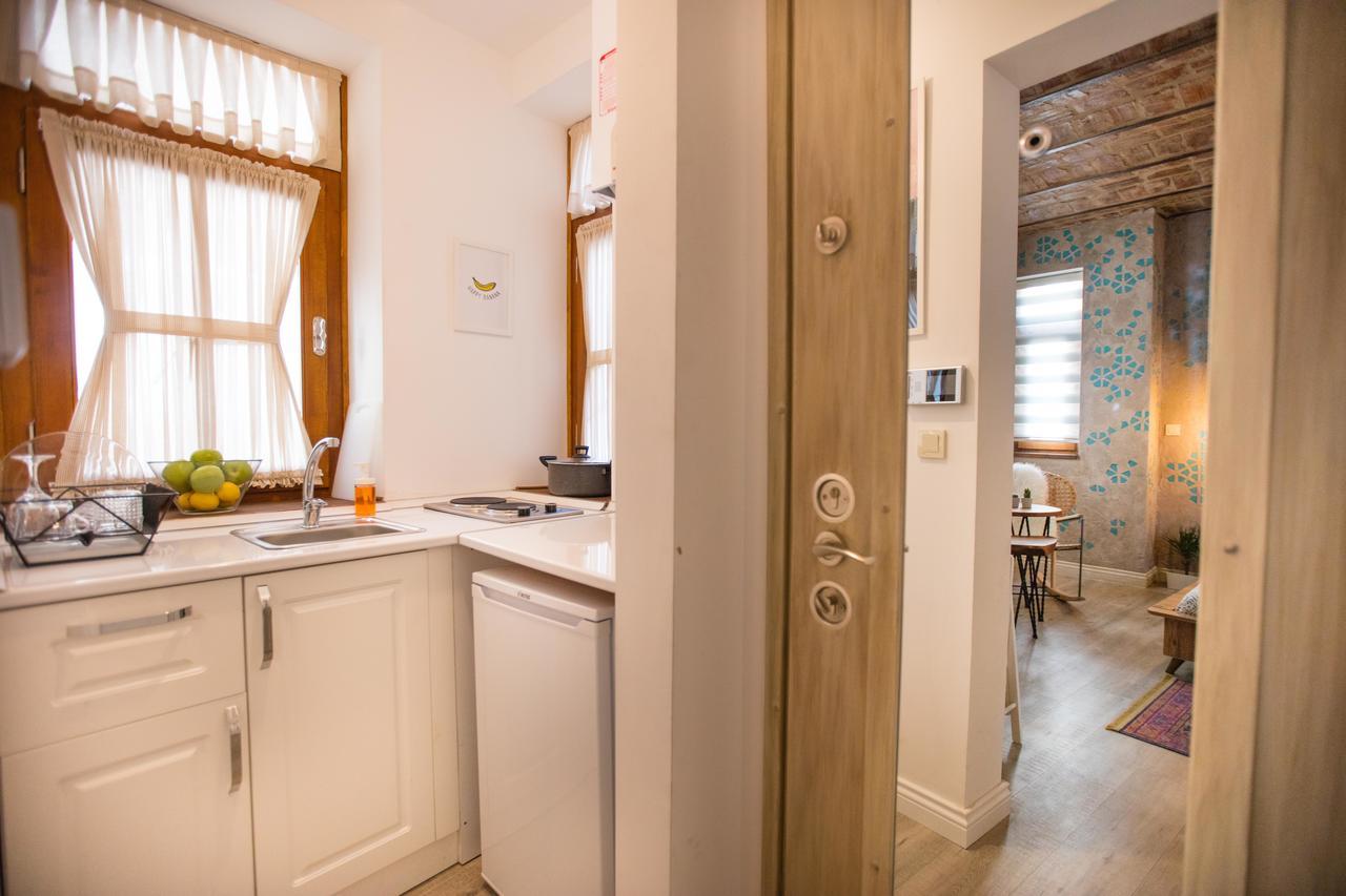Flats Company -Mujgan Apartment Istanbul Bagian luar foto