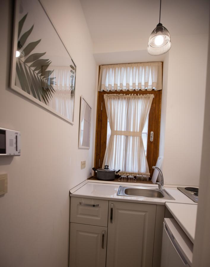 Flats Company -Mujgan Apartment Istanbul Bagian luar foto